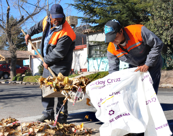 Operativo de limpieza barrio por barrio