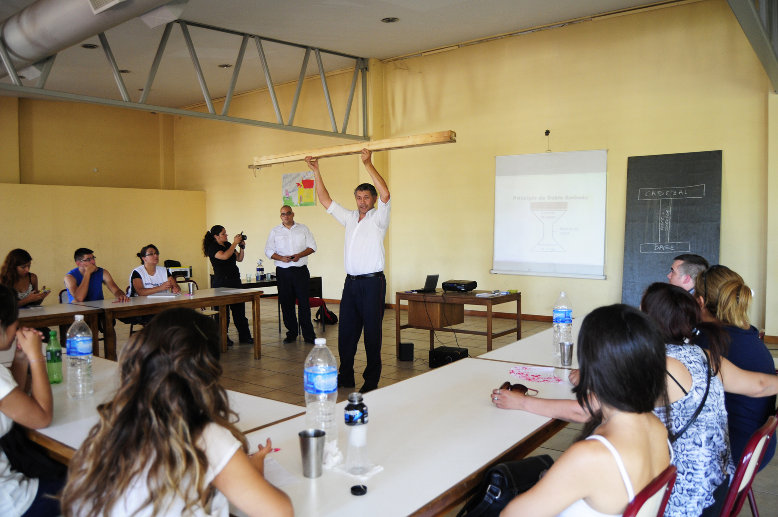 La capacitación estuvo a cargo del personal de la Brigada Aconcagua de los Bomberos de Mendoza