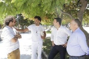 García Zalazar, Fragapane y Tribiño charlan con Diego Alonso.