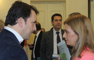 García Zalazar junto a la vicegobernadora Laura Montero.