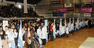 Cerca de 1500 chicos prometieron lealtad a la Bandera.