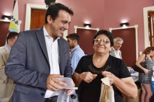 entrega de anteojos hcd