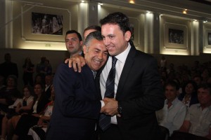 adeo García Zalazar juró “Por Dios, por la Patria, por el Honor, por la Democracia y por los vecinos de Godoy Cruz". Agradeció a los partidos del Frente Cambia Mendoza “y a mi querida Unión Cívica Radical que junto a los vecinos del departamento nos permitieron llegar al 71%” IMG_5950