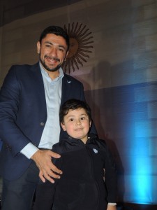 César Cattaneo, presidente del Honorable Concejo Deliberante, junto a su hijo Lorenzo. César Cattaneo, presidente del Honorable Concejo Deliberante, junto a su hijo Lorenzo.