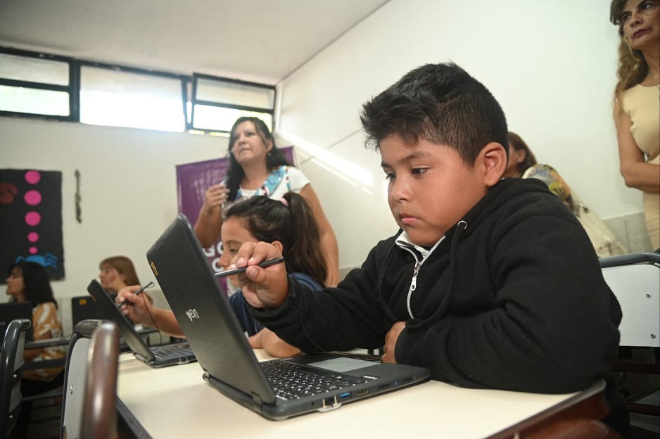 computadora edutec niño