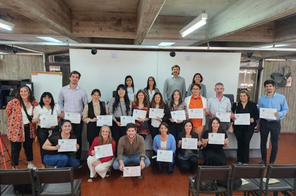 Con aportes de la Municipalidad, se graduó la 1º cohorte del Diplomado ...